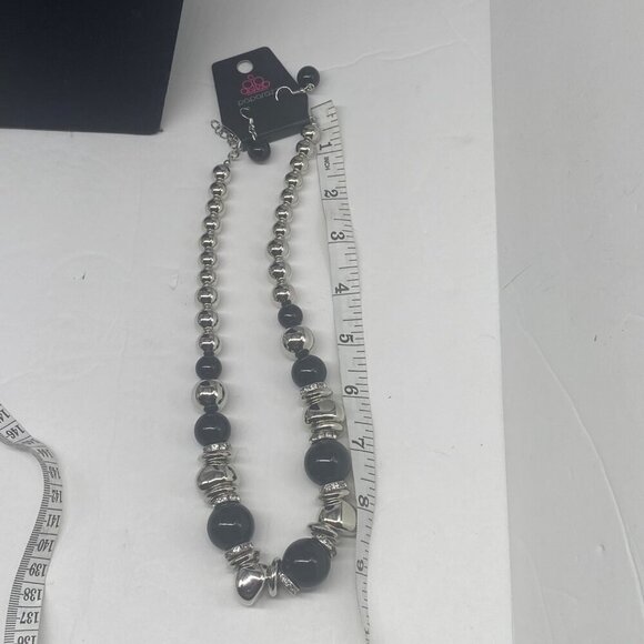 Paparazzi Jewelry Hollywood Haute Spot Black Necklace & Earrings Set  For Women - Picture 6 of 8